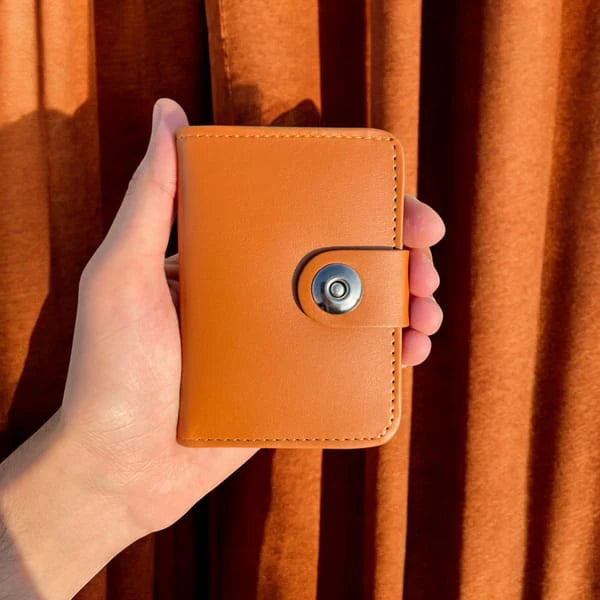 Smart & Mini Wallet – Sleek & Functional Design